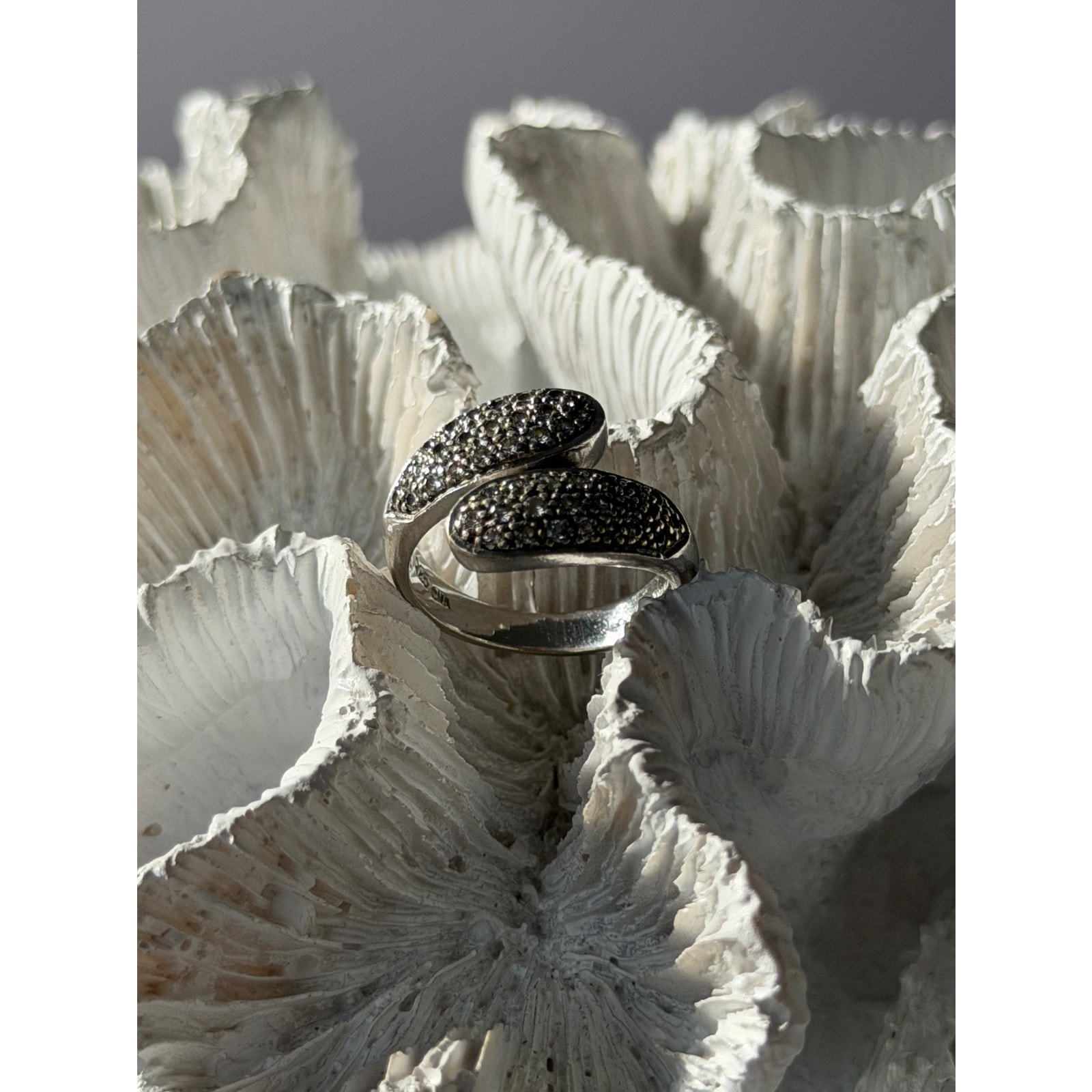 Lovely 925 Sterling Silver Cz Ring Size 6 99$